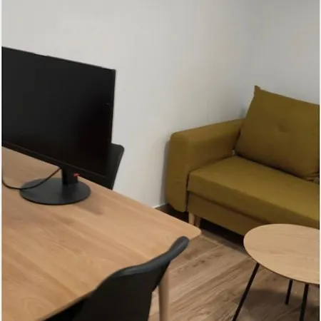 Appartement Polna 16, Dwa Pokoje, Kuchnia, Parter